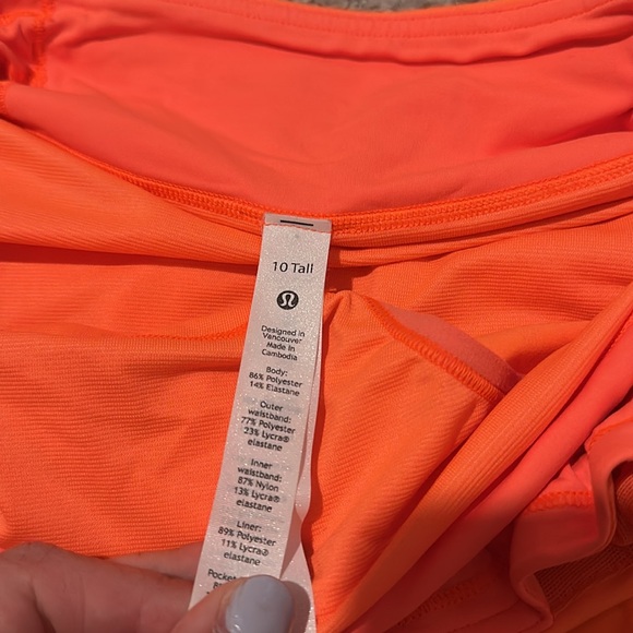 Lululemon Speed Up MR Short Tall in Neon Orange - Picture 3 of 4